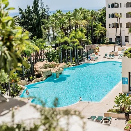 Guadalpin Apartment