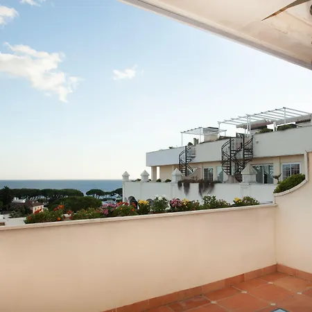 Guadalpin Apartment *