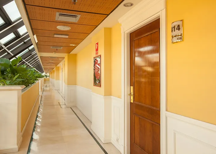 Guadalpin Apartment