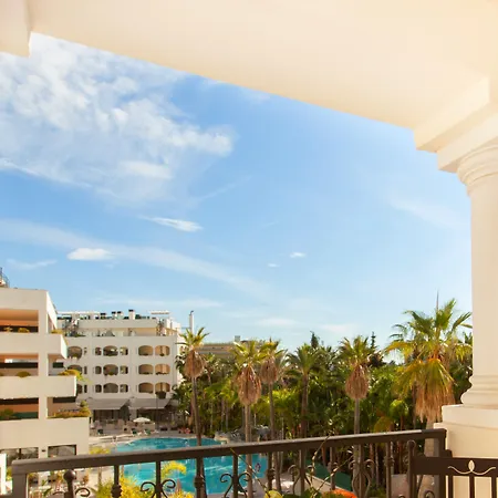 Guadalpin Apartment